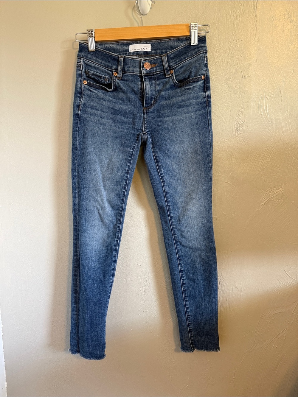LOFT modern skinny ankle jeans